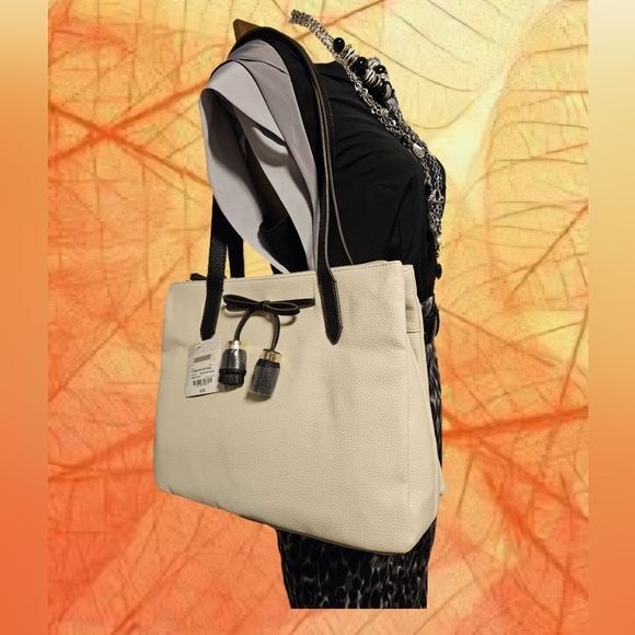 Fall Purse/Tote - Picture 2 of 6